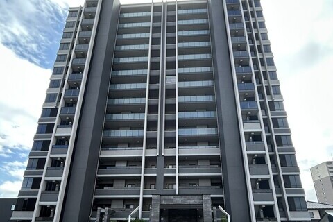 写真をクリックすると拡大できます レーベン福井二の宮CROSS FRONT